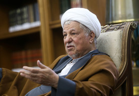 هاشمی رفسنجانی: عده ای کم سواد نمی گذارند تحصیلکرده های خارج از کشور بیایند