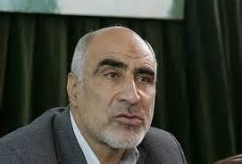 کریمی اصفهانی: خیانت احمدی نژاد این بود که کرامت انسان‌ها را از بین برد