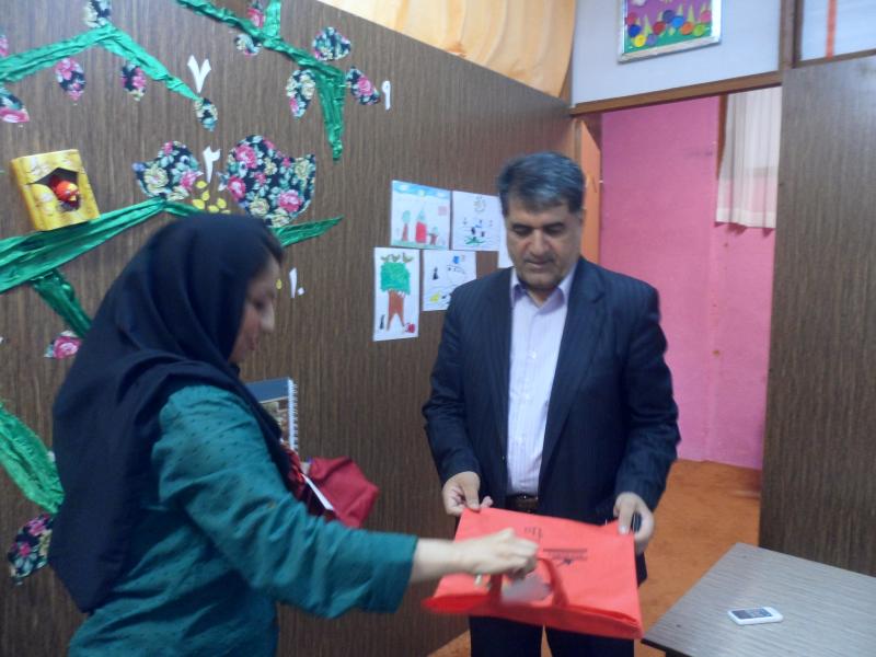 بازدید رئیس کمیسیون فرهنگی و اجتماعی شورای اسلامی شهر رشت از خانه فرهنگ کودکان بازدید رئیس کمیسیون فرهنگی و اجتماعی شورای اسلامی شهر رشت از خانه فرهنگ کودکان