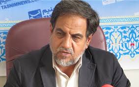 بعضی از مسئولین استان بیشتر وقت شان را صرف مسائل سیاسی می کنند!