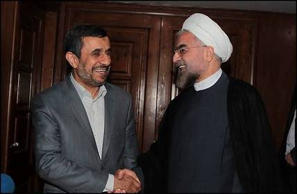 شکایت احمدی نژاد از روحانی / دیوان محاسبات گزارشی از تخلفات جهانگیری در دوره وزارتش ندارد