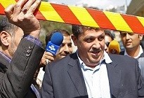 مهدی درخطراست، پس مجبوریم درخواست‌عفو کنیم!