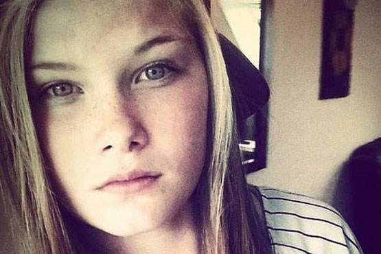 دخترک فیلم داعش دید، سر مادرش را برید!+عکس دخترک فیلم داعش دید، سر مادرش را برید!+عکس