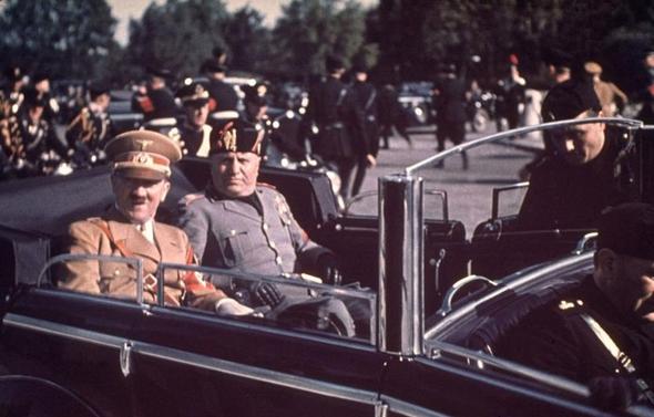 تصاویر : هیتلر و موسولینی در خیال جنگ