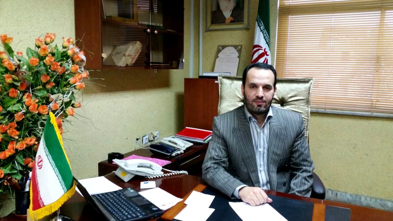 پلیس راهور با مسافرکش های شخصی باجدیت بیشتری برخورد نماید/چرا کسی مسافرکش های شخصی را جریمه نمی کند؟/ ما برای احقاق حقوق قانونی تاکسی داران چه اقداماتی انجام داده ایم!؟