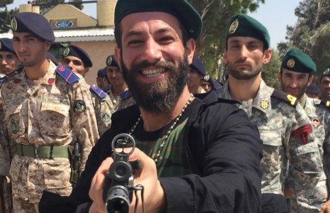 قطار کشف حجاب ها پس از صدف طاهریان و چکامه چمن ماه به امیر تتلو رسید!