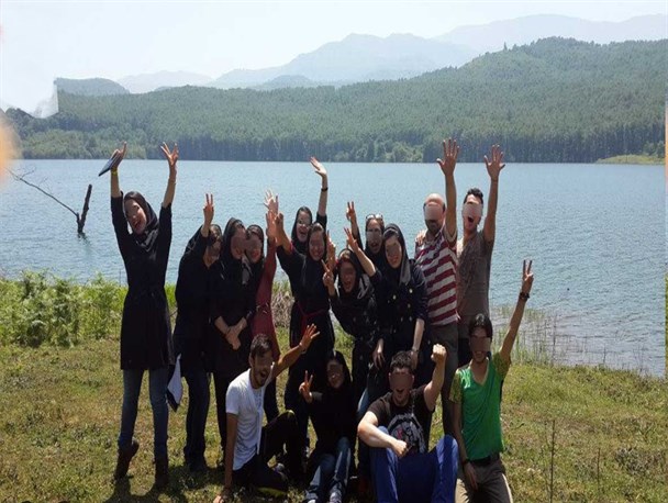 چه کسانی کار فرهنگی را در دانشگاه با کنسرت و اردوی مختلط اشتباه گرفته اند؟/از تکذیب وزیر علوم تا تذکر رهبری+تصاویر چه کسانی کار فرهنگی را در دانشگاه با کنسرت و اردوی مختلط اشتباه گرفته اند؟/از تکذیب وزیر علوم تا تذکر رهبری+تصاویر