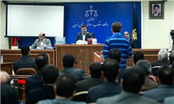 تصاویر : اشکهای بابک زنجانی در دادگاه تصاویر : اشکهای بابک زنجانی در دادگاه
