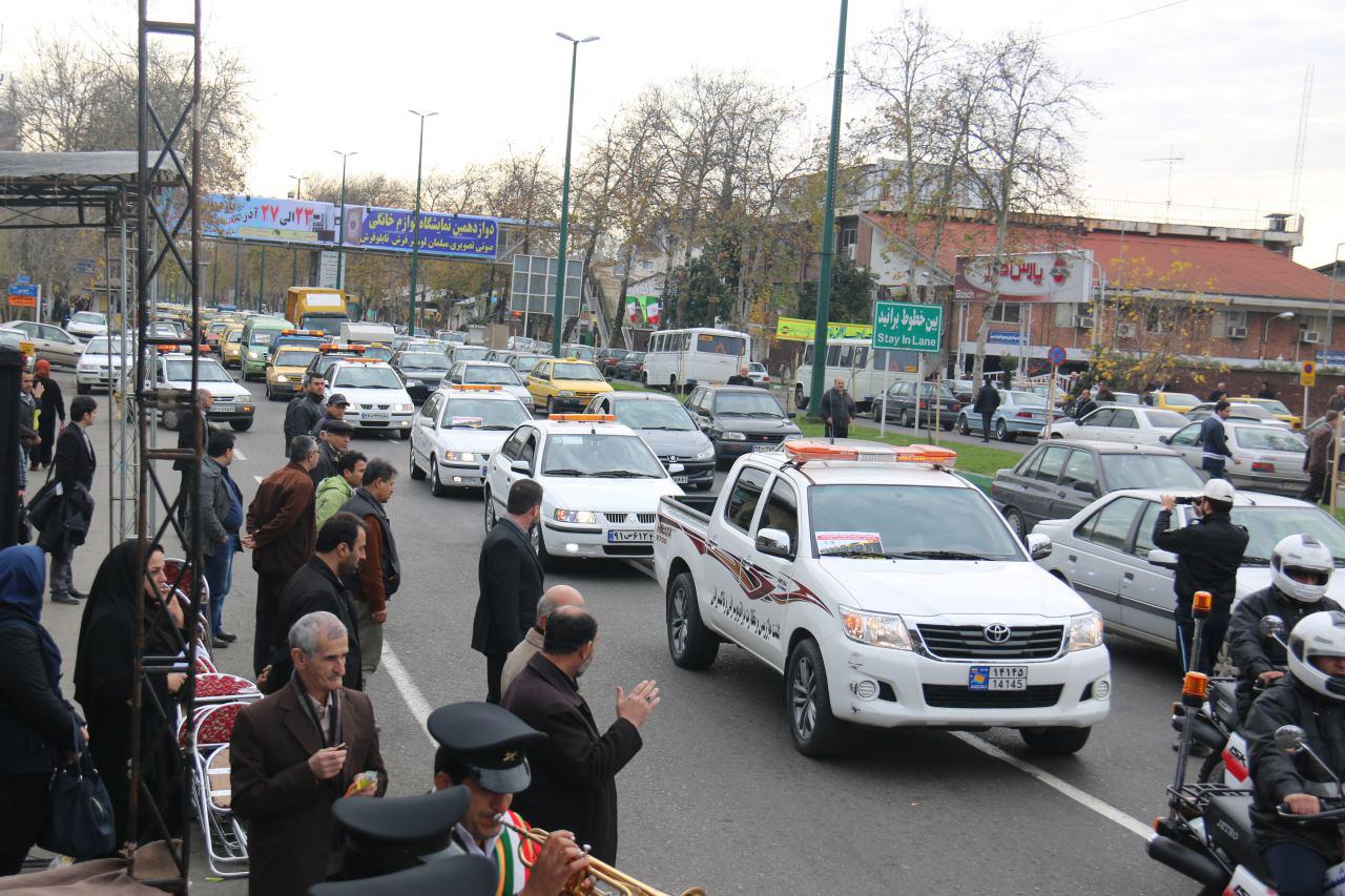 رژه ناوگان حمل و نقل عمومی در رشت + گزارش تصویری