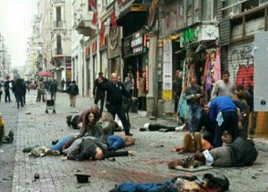 انفجار در استانبول همزمان با سفر ظریف به این شهر / ۵ کشته و ۳۶ زخمی / یک ایرانی در میان جان باختگان