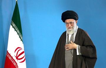 حاشیه‌نگاری دیدار رهبر انقلاب و مسئولان/ جلسه‌ای شیرین با چهل تکه‌ای قشنگ