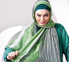 گریم و تیپ عجیب بازیگر زن معروف با سر کچل +عکس
