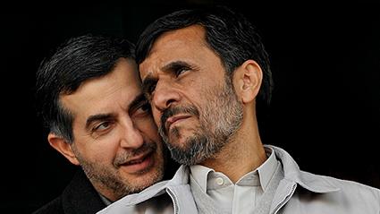 احمدی نژاد پول نفت را در قالب حقوق های کلان، سر سفره مدیران برد