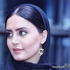 الناز شاکردوست با پوشیه! +عکس