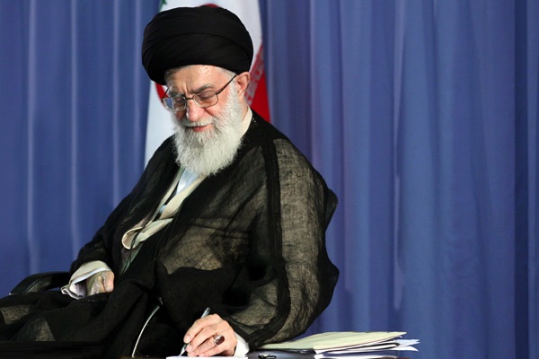 رهبر معظم انقلاب درگذشت مادر شهید صیاد شیرازی را تسلیت گفتند رهبر معظم انقلاب درگذشت مادر شهید صیاد شیرازی را تسلیت گفتند