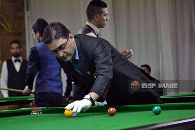 یک گیلانی داور فینال مسابقات جهانی اسنوکر شد یک گیلانی داور فینال مسابقات جهانی اسنوکر شد