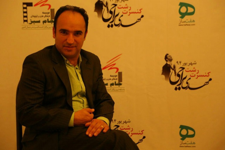 احمدی آرا: کشاندن مخاطبان پالت به تالار مجلل اشتباه بود احمدی آرا: کشاندن مخاطبان پالت به تالار مجلل اشتباه بود