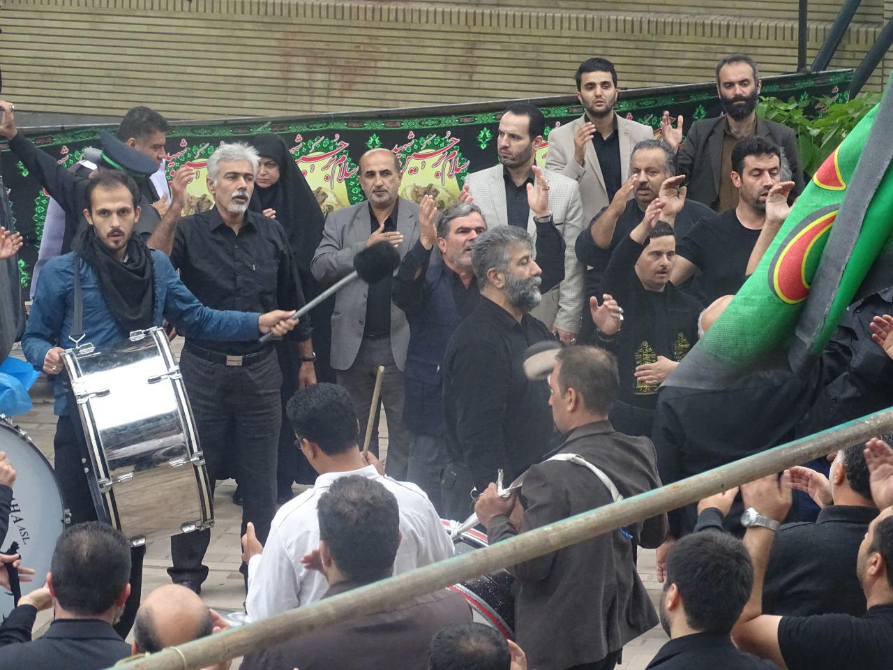 سوگواری از سازمان حمل و نقل بار و مسافر شهرداری رشت تا حرم مطهر خواهر امام رضا (ع)