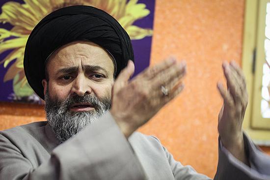 چرا برخی مسئولان این‌قدر فضای کشور را متشنج می‌کنند؟/ درصدد رفع موانع اقتصادی باشید