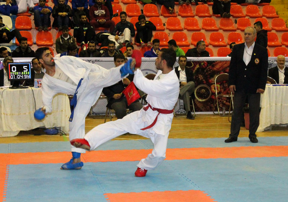 مدال طلا بر گردن نمایندگان تهران و مازندران