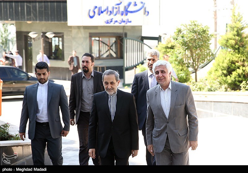 مراسم معارفه رئیس جدید دانشگاه آزاد اسلامی آغاز شد مراسم معارفه رئیس جدید دانشگاه آزاد اسلامی آغاز شد