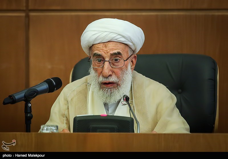 آیت‌الله جنتی: برخی در داخل سیاست آمریکا در قبال سپاه را اجرا می‌کنند
