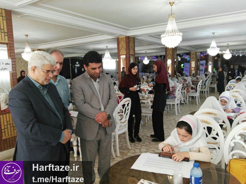برای کسب موفقیت، بیشتر از دیگران بدانید بیشتر از دیگران تلاش کنید و کمتر از دیگران انتظار داشته باشید