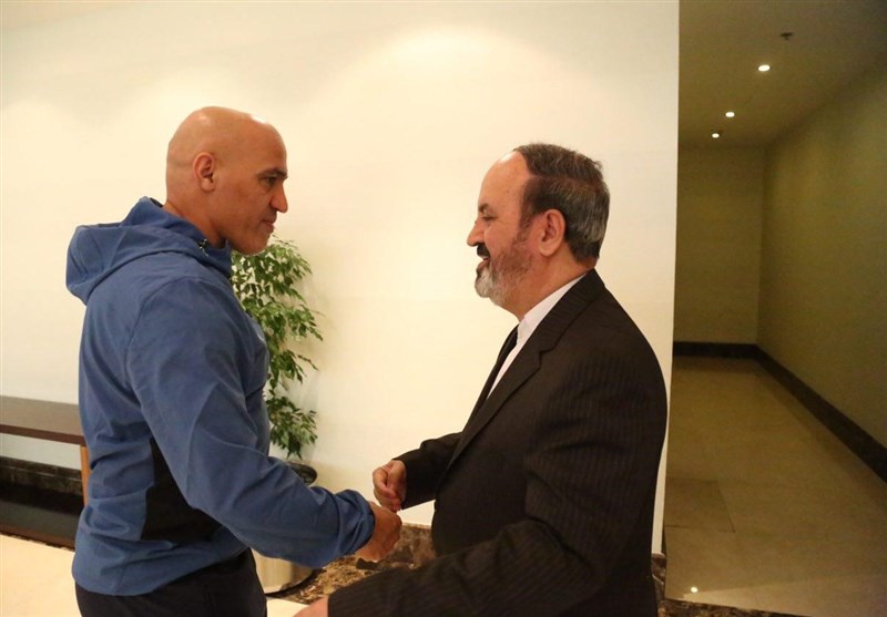 واکنش عضو هیئت مدیره استقلال به خبر برکناری منصوریان و مذاکره با ۲ گزینه خارجی/ تکلیف کادرفنی یکشنبه مشخص میشود واکنش عضو هیئت مدیره استقلال به خبر برکناری منصوریان و مذاکره با ۲ گزینه خارجی/ تکلیف کادرفنی یکشنبه مشخص میشود