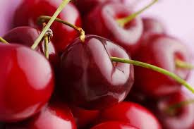 قند خونتان را با این میوه تابستانی پایین آورید قند خونتان را با این میوه تابستانی پایین آورید