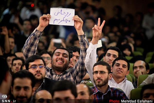 وزیر کشور بابت کارشکنی در برگزاری جشن دکترسلام کتباً تذکر گرفت وزیر کشور بابت کارشکنی در برگزاری جشن دکترسلام کتباً تذکر گرفت