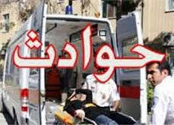 امدادرسانی به ۱۴ مصدوم واژگونی مینی بوس در خشکبیجار امدادرسانی به ۱۴ مصدوم واژگونی مینی بوس در خشکبیجار