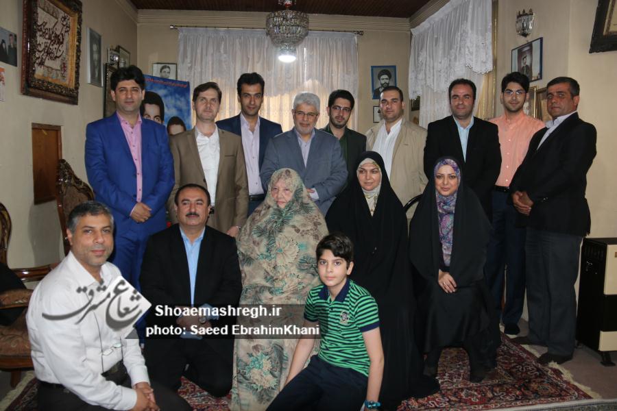 دیدار سرپرست شهرداری رشت با رئیس شورای شهر و مادر شهیدان قناد دیدار سرپرست شهرداری رشت با رئیس شورای شهر و مادر شهیدان قناد