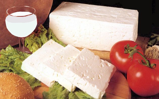 خوردن پنیر با این خوراکی ها ممنوع خوردن پنیر با این خوراکی ها ممنوع