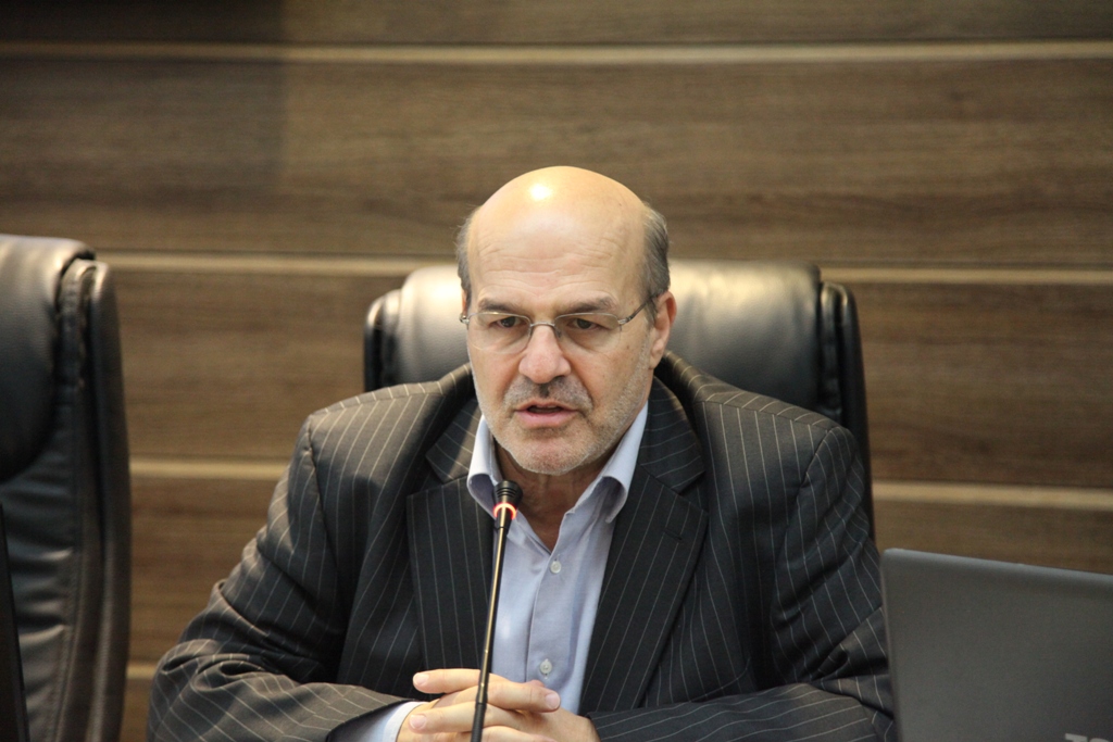 به دلیل وجود تنگنظریها بهناچار استعفای شما را پذیرفتم! به دلیل وجود تنگنظریها بهناچار استعفای شما را پذیرفتم!