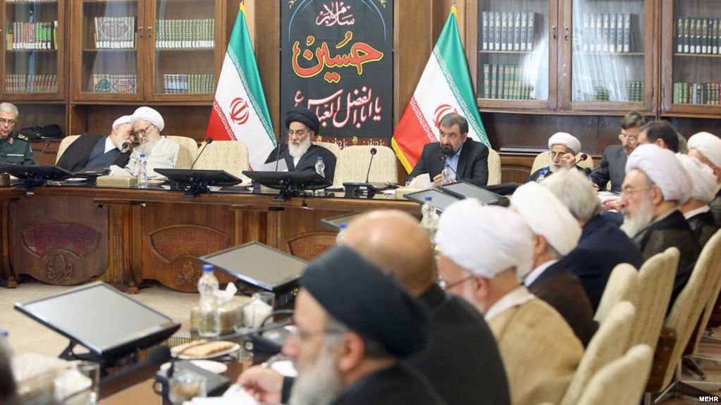 عدم‌ حضور سران‌ قوا در‌ مجمع تشخیص به احمدی‌نژاد ربط‌ دارد؟