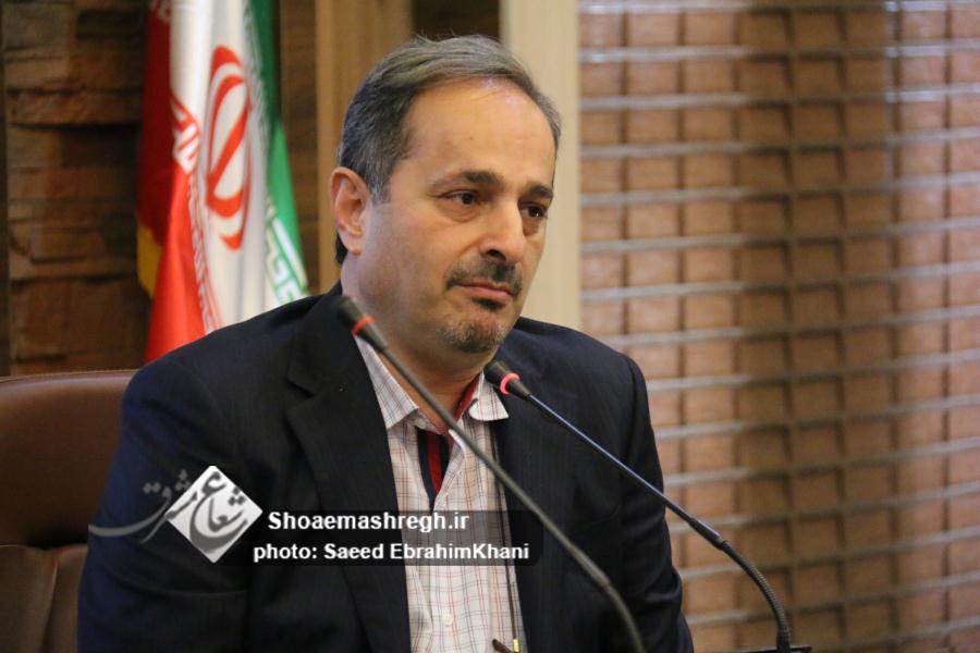 تعامل با جهان یعنی بهانه ها را از دست دشمنان بگیریم