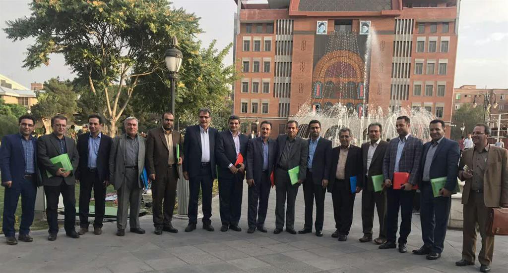 نشست مشترک قضات دیوان عدالت اداری کشور و مدیران حقوقی شهرداری‌ ها و مسئولین دبیرخانه مجمع کلان شهرهای ایران در تبریز