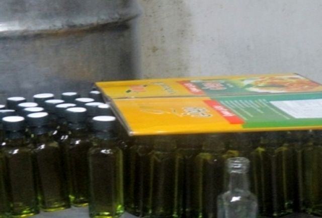 کشف کارگاه تولید روغن زیتون و گلاب تقلبی