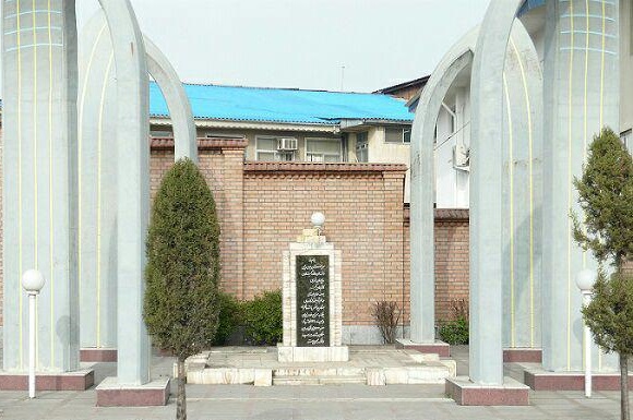 مراسم ادای احترام به شهدای مشروطه همزمان با یکصد و هفتمین سالگرد اعدام مشروطه خواهان گیلان برگزار می شود