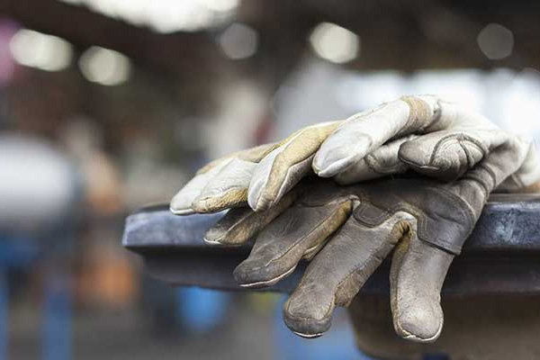 مقایسه تورم و دستمزد در ۱۴سال گذشته مقایسه تورم و دستمزد در ۱۴سال گذشته