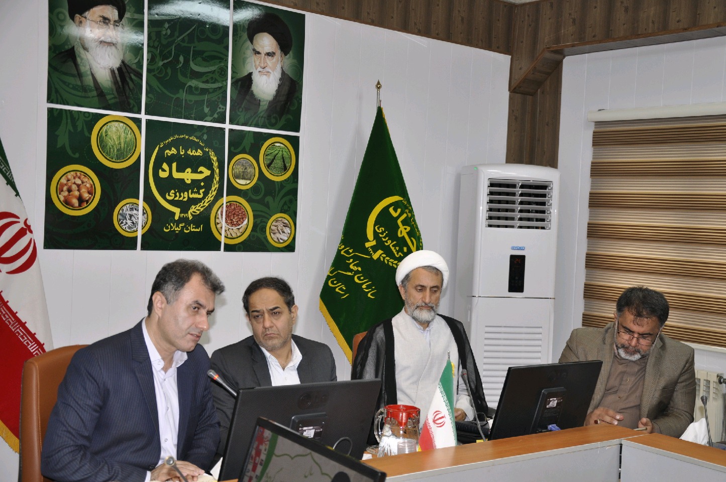 جلسه شورای هماهنگی و برنامه ریزی سازمان جهاد کشاورزی گیلان با حضور معاون وزیر