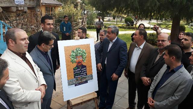 پوستر دهمین جشنواره تئاتر خیابانی شهروند لاهیجان رونمایی شد/آثار راه یافته به بخش مسابقه و کودک جشنواره تئاتر خیابانی شهروند لاهیجان اعلام شد