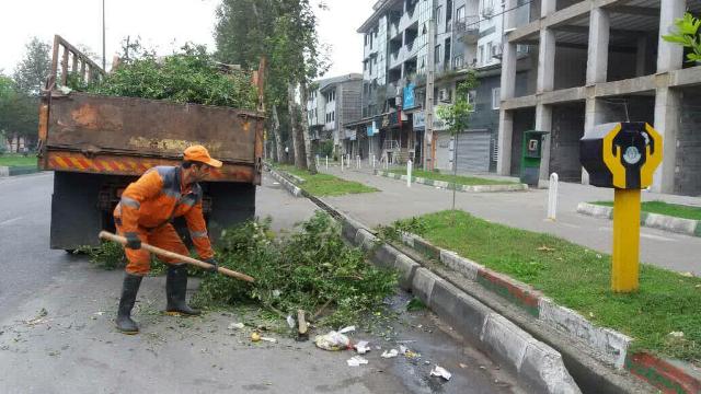 گزارش تصویری حوزه مدیریت خدمات شهری از هفته بیست و چهارم طرح پاکسازی هفتگی محلات شهر رشت