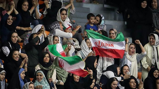 پارکینگ و ورودی‌های بانوان به آزادی مشخص شد