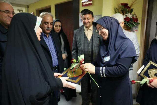 آیین تجلیل از پرستاران بیمارستان ۱۷ شهریور رشت برگزار شد آیین تجلیل از پرستاران بیمارستان ۱۷ شهریور رشت برگزار شد
