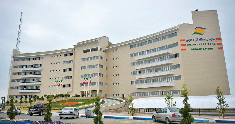 اجاره‌بهای اسفند و فروردین ماه املاک و اراضی سازمان مشمول بخشودگی و اخذ مطالبات سازمان از فعالان اقتصادی نیز به تعویق افتاد