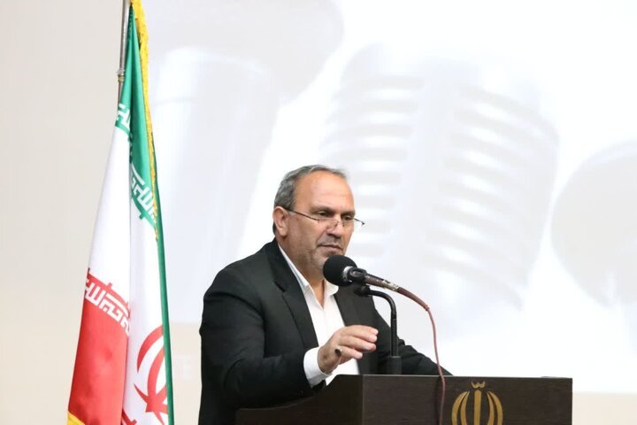 از چند هفته قبل اقدامات برای مقابله با آفات درختان تونل سبز فومن آغاز شد از چند هفته قبل اقدامات برای مقابله با آفات درختان تونل سبز فومن آغاز شد