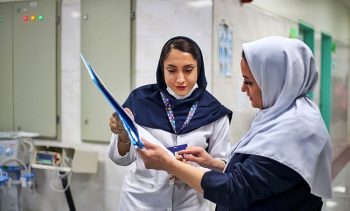 دبیرکل خانه پرستار: استعفای پرستاران زیر فشار حقوق ۲۸ میلیونی؛ ۷۰ هزار پرستار خانه نشین هستند دبیرکل خانه پرستار: استعفای پرستاران زیر فشار حقوق ۲۸ میلیونی؛ ۷۰ هزار پرستار خانه نشین هستند
