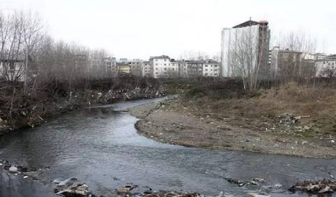 چرا ساماندهی رودخانه پیربازار رشت متوقف شد؟