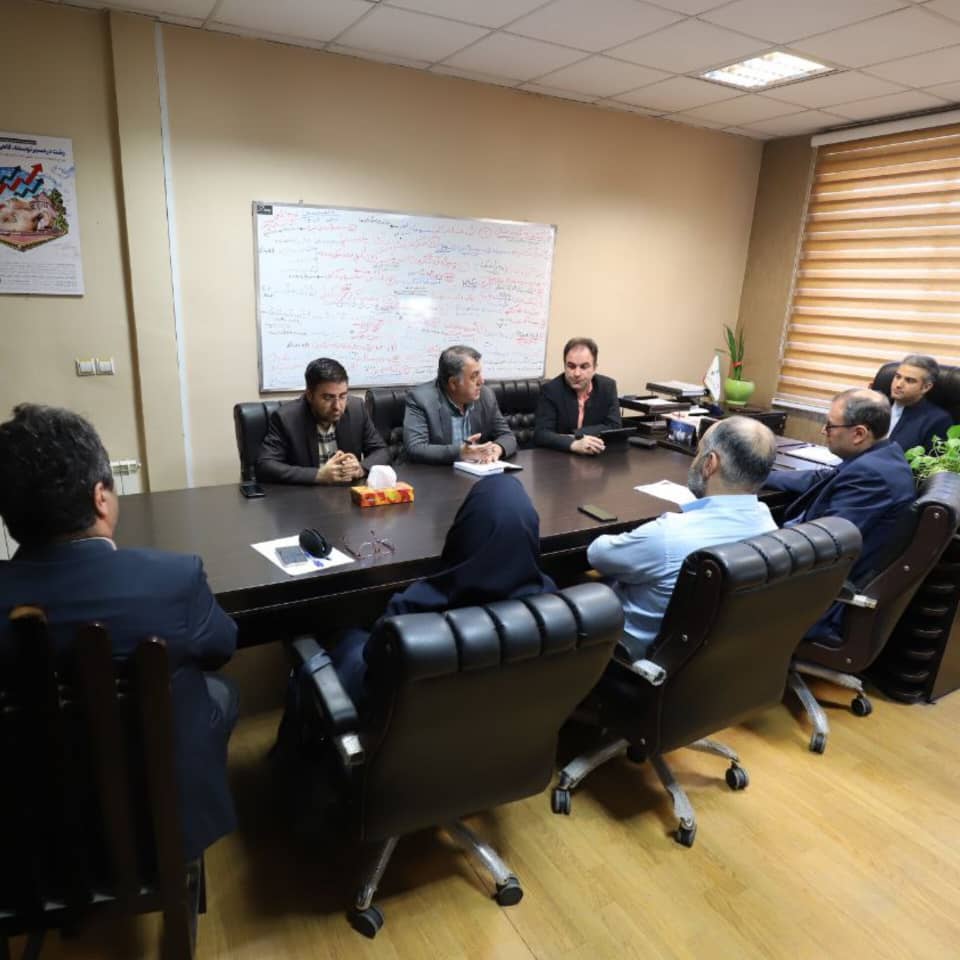 جلسه هماهنگی تشکیل شورای سیاست گذاری HSE به محوریت موضوعات مربوط به سلامت، ایمنی و محیط با حضور دکتر رضویان رئیس کمیسیون توسعه پایدار شورای اسلامی شهر رشت